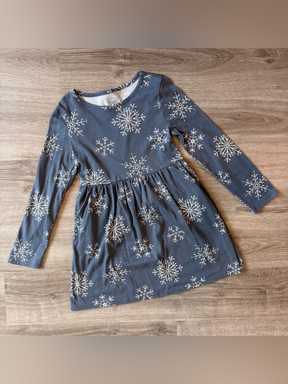 Wonder Nation little girls snowflake print long sleeve dress